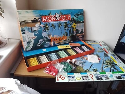 Vintage Monopoly Florida Edition 1998 Preowned Good Condition USAOPOLY Hasbro - Image 1 of 4
