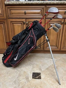 Nike VRS Red Kids Jr 4 Pc RH Youth Golf Club Set w/Matching Dual Strap Stand Bag - Picture 1 of 12
