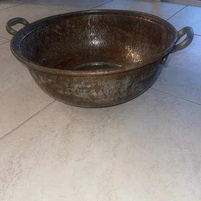 17" Antique Vintage Hammered Copper Arts Crafts Weathered Bowl Primitive Farm - Image 1 of 4