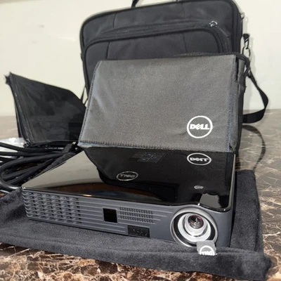Dell M900HD WXGA Black Portable DLP Bundle Projector w/Carry Case, Acc. Docking - Image 1 of 4