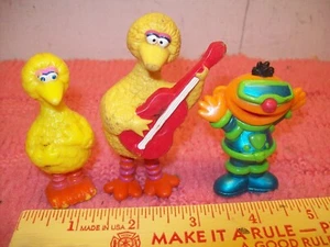 Vintage 1982 Big Bird, Ernie Spaceman Sesame Street Muppets Tara Toys Lot Of 3 - Picture 1 of 2