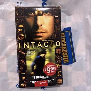 Intacto VHS Max Von Sydow Leonardo Sbaraglia Spanish w/ English Subtitles - Picture 1 of 4
