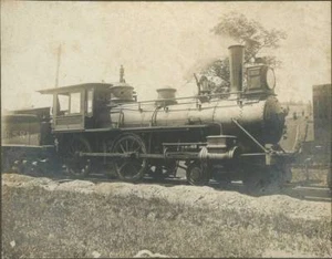 c1900 Photo Steam Locomotive 4-4-0, ??.R.S.Ry Under Steam Pushing RR Car - Picture 1 of 2