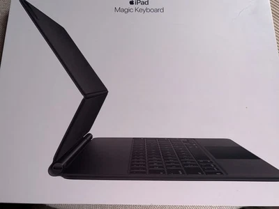 Apple Magic Keyboard für 12,9 Zoll iPad Pro 3.4. und 5. Gen, Quertz, 1A - Bild 1 von 4