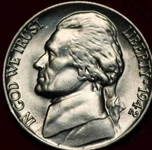 Uncirculated 1942 Philadelphia Mint Silver Jefferson Nickel - Picture 1 of 2