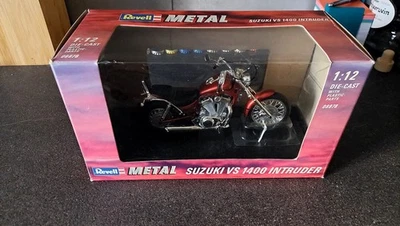 Revellmodell 1:12 SUZUKI VS1400 Intruder - Bild 1 von 4