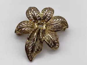 Vintage Silver Brooch Sterling Foreign Flower Filigree Gold Colour 4.89g - Picture 1 of 10