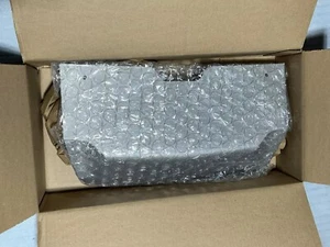 GM OEM 2019 Chevrolet Blazer parachoques trasero remolque ¡Cubierta de enganche!!!!VER DETALLES!!!! - Imagen 1 de 6