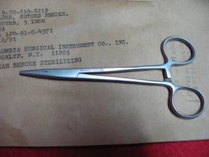 COLOMBIA , HOLDER SUTURE NEEDLE WEBSTER 5"  original - Picture 1 of 2