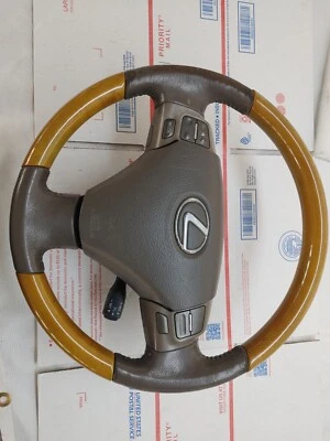 Volante Lexus ES330 2005-2006 cuero grano madera con controles de crucero Foto 1 de 4