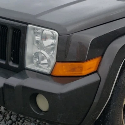 Jeep Commander : 2006, 2007, 2008, 2009, 2010, Left Driver Headlight - image 1 of 4