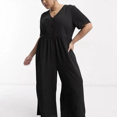 ASOS Women’s Plus Size 18 Black Short Sleeve Wide Leg Jumpsuit V-Neck - Imagem 1 de 4