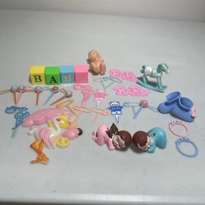 De colección Celuloide Plástico Dormir Bebé Ornamento Pastel Toppers MCM - Imagen 1 de 3
