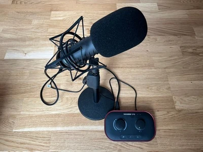 Rode Procaster mit Focusrite Vocaster und Tischstativ - Bild 1 von 2