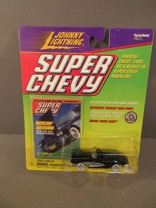 Johnny Lightning Super Chevy 1961 Corvette - Picture 1 of 1