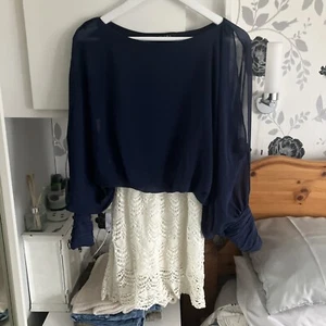 Club L Cold Shoulder Kleid Größe 12, blau mit Spitzenrock, 80er Jahre? - Bild 1 von 9