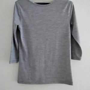 Hedrena Merino Wool Grey Top - Picture 1 of 10