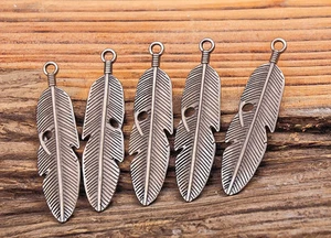 JF33 Lot 10PCS Silver Vintage Feather Pendants Rock For Surfer Necklace Findings - Picture 1 of 8