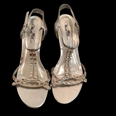 Wild Rose Sz 10 Avon Formal  Silver Rhinestone T Strap Wedding Slingback Heels - Image 1 of 4
