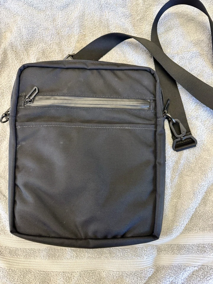 WaterField Designs Essential Crossbody Bag - Image 1 of 4