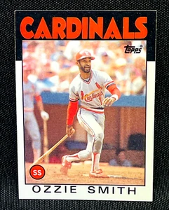 1986 Topps Baseball - OZZIE SMITH #730 - ST. LOUIS CARDINALS - HALL OF FAME - Picture 1 of 2