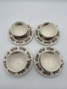 (4) Vintage Johnson Bros Windsor Ware HARVEST FRUIT Cup & Saucer Sets - Picture 1 of 9