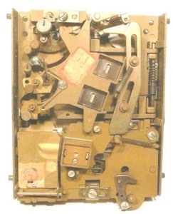 ROWE TI-1 JUKEBOX part: Tested / Working COIN MECHANISM - good smooth action - Picture 1 of 2