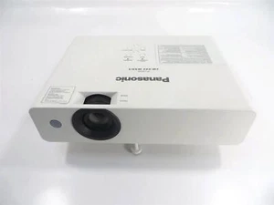 PANASONIC PT-LW333 LCD Projector HDMI VGA ( Lamp Runtime : 00 Hours) - Picture 1 of 4