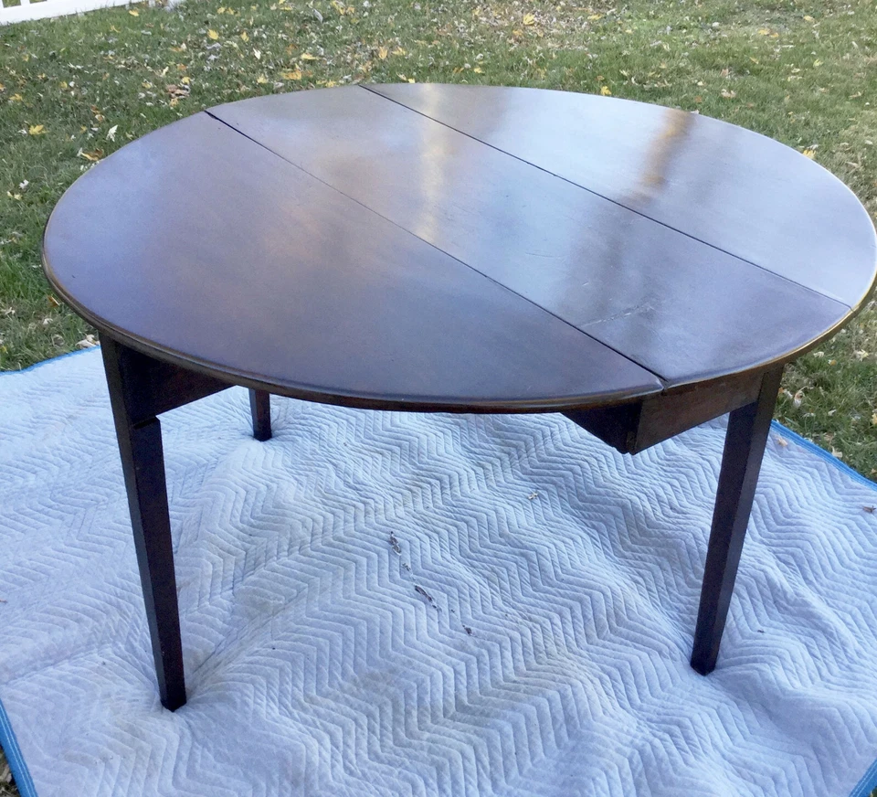 Mesa de comedor de hoja caída Gateleg de caoba federal alrededor de 1780 todo original Foto 1 de 4