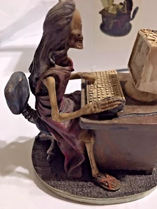 Skeleton Lady at Desk / Computer Skull Figurine Statue Skeleton - Picture 1 of 10