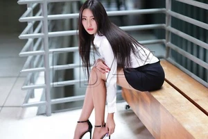 Asian Girl Model Photo Risque 4x6 Art Print A269 - Picture 1 of 1