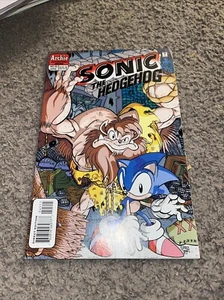 Sonic the Hedgehog #45 ORIGINAL SERIES TEAR IN BACK RIM - Picture 1 of 9