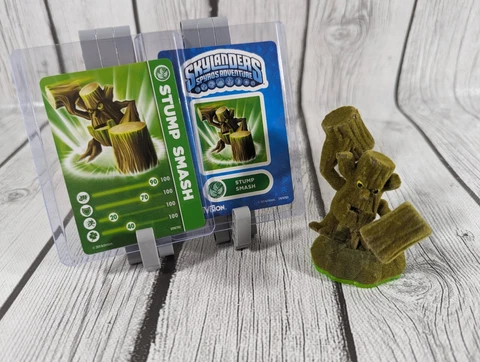 Skylanders Fuzzy Flocked Stump Smash Spyro’s Adventure Promo W/ Card & Sticker Cover