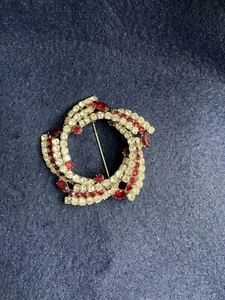 Vintage Rare White Rhinestones Brooch/Pin. Red & White - Bild 1 von 6