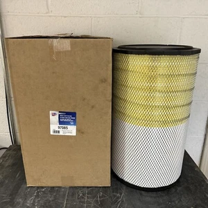 CarQuest 97085 Heavy-Duty Filter Nano Outer Air Ele (Radial Seal Air Element) - Picture 1 of 5