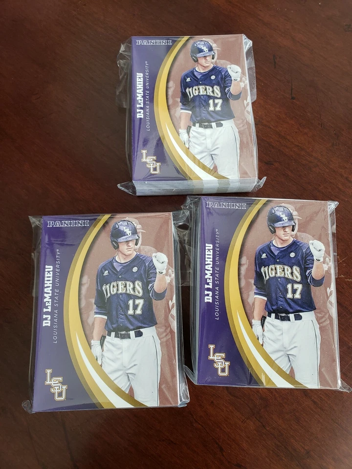 (100) 2015 PANINI LSU TIGERS D.J. LEMAHIEU #77 NEW YORK YANKEES - Image 1 of 1