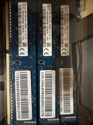 4x4GB 16GB Total HMT451U6AFR8C-PB PC3-12800U Desktop Memory - Image 1 of 2