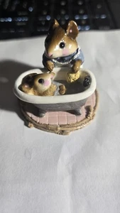 Wee Forest Folk M-60 Mom and Squeaky Clean 1981 Retired - Bild 1 von 6