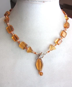 Vintage gold glass beaded necklace - 18" long with a toggle clasp - Picture 1 of 7