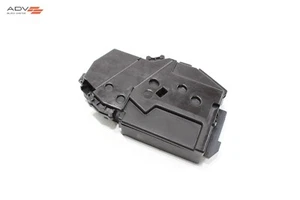 2021 - 2025 MERCEDES GLA250 H247 2.0L ENGINE COMPARTMENT FUSE RELAY BOX OEM - Foto 1 di 5