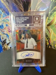 Mankind 2023 Panini Select WWE #LS-MKN Legendary Signatures Red Prizm 31/60 - Bild 1 von 2