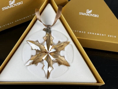 Figura Swarovski 5135903 Estrella de Navidad 2015 Oro Grande 7,4 Cm. Excelente estado Foto 1 de 3