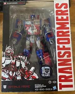Transformers Movie 10th Anniversary Edition Optimus Prime Tribute Amazon - Bild 1 von 6