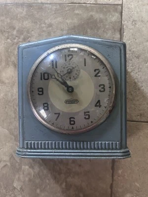 Vintage Ingraham Wind Up Alarm Clock NICE!! - Image 1 of 4