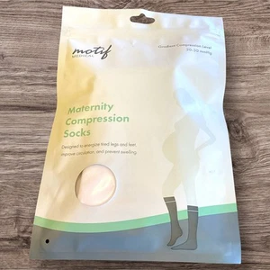 Calcetines de compresión Motif Maternidad medianos 20-30 mmHg hasta la rodilla blancos grises NUEVO - Imagen 1 de 5