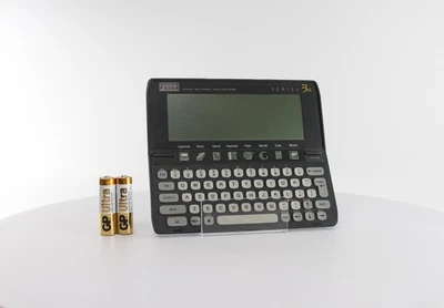 Vintage Psion Series 3a 512k Palmtop Handheld Computer (1600 0041 01) - Image 1 of 4