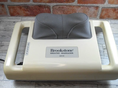 Masajeador Shiatsu BROOKSTONE Modelo AHP-K5 Probado Foto 1 de 4