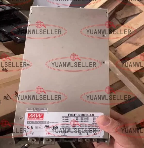 Fuente de alimentación conmutada regulada de salida AC/DC RSP-2000-48 Mean Well usada Foto 1 de 1