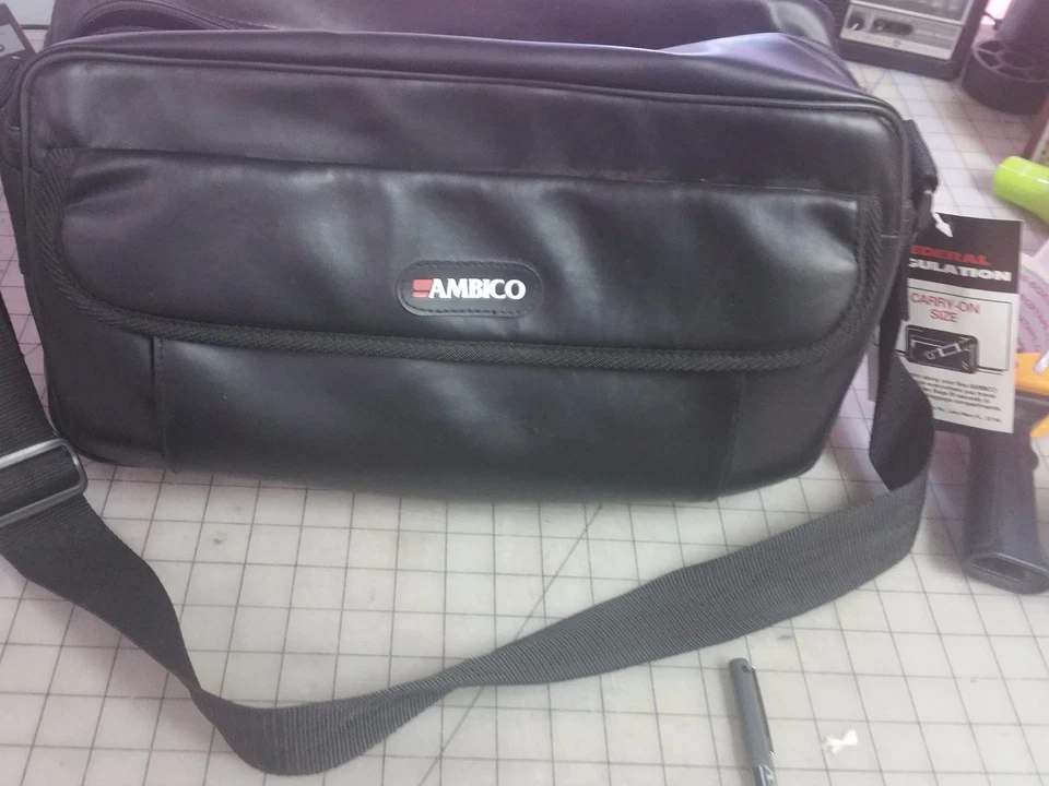 Ambico Padded Video Bag Federal Regulation Carry On Luggage 15"x9.5"x6" - Image 1 of 4