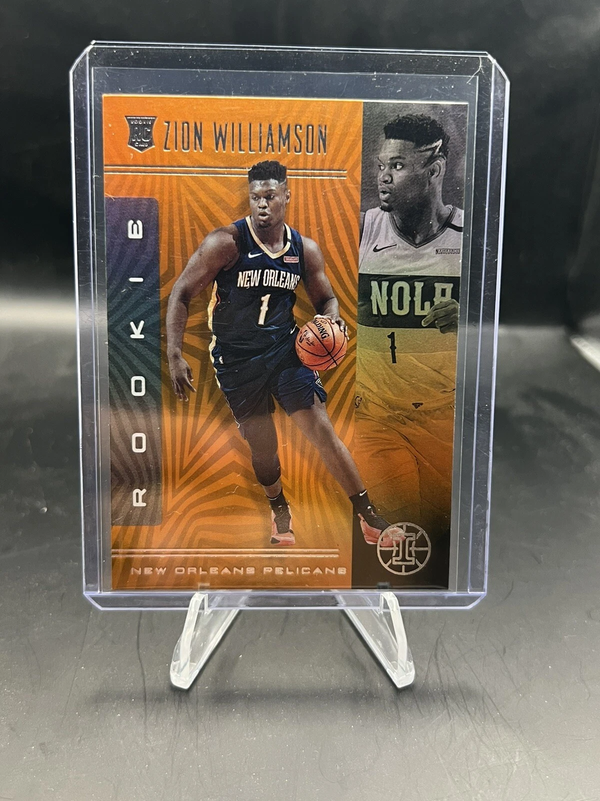 2019-20 Panini Illusions Zion Williamson ORANGE TROPHY ROOKIE CARD RC #151 RF020
